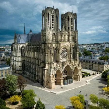 Appartement Lumineux Proche Cathedrale Reims Kültér fotó
